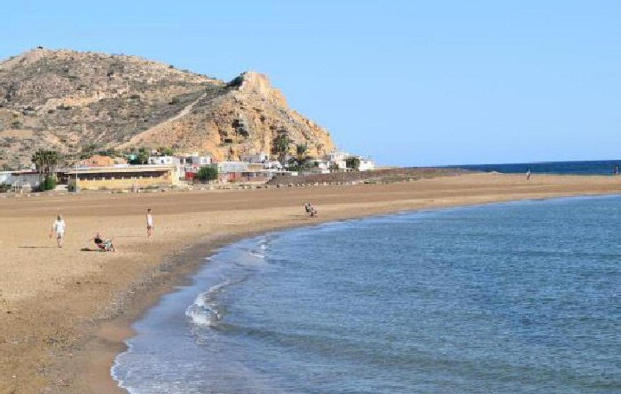 Puerto De Mazarron Large House With Roof Terrace & Sea Views-5 Guests Have 3 Bedrooms & 1 To 4 Guests Have 2 Bedrooms Exterior photo
